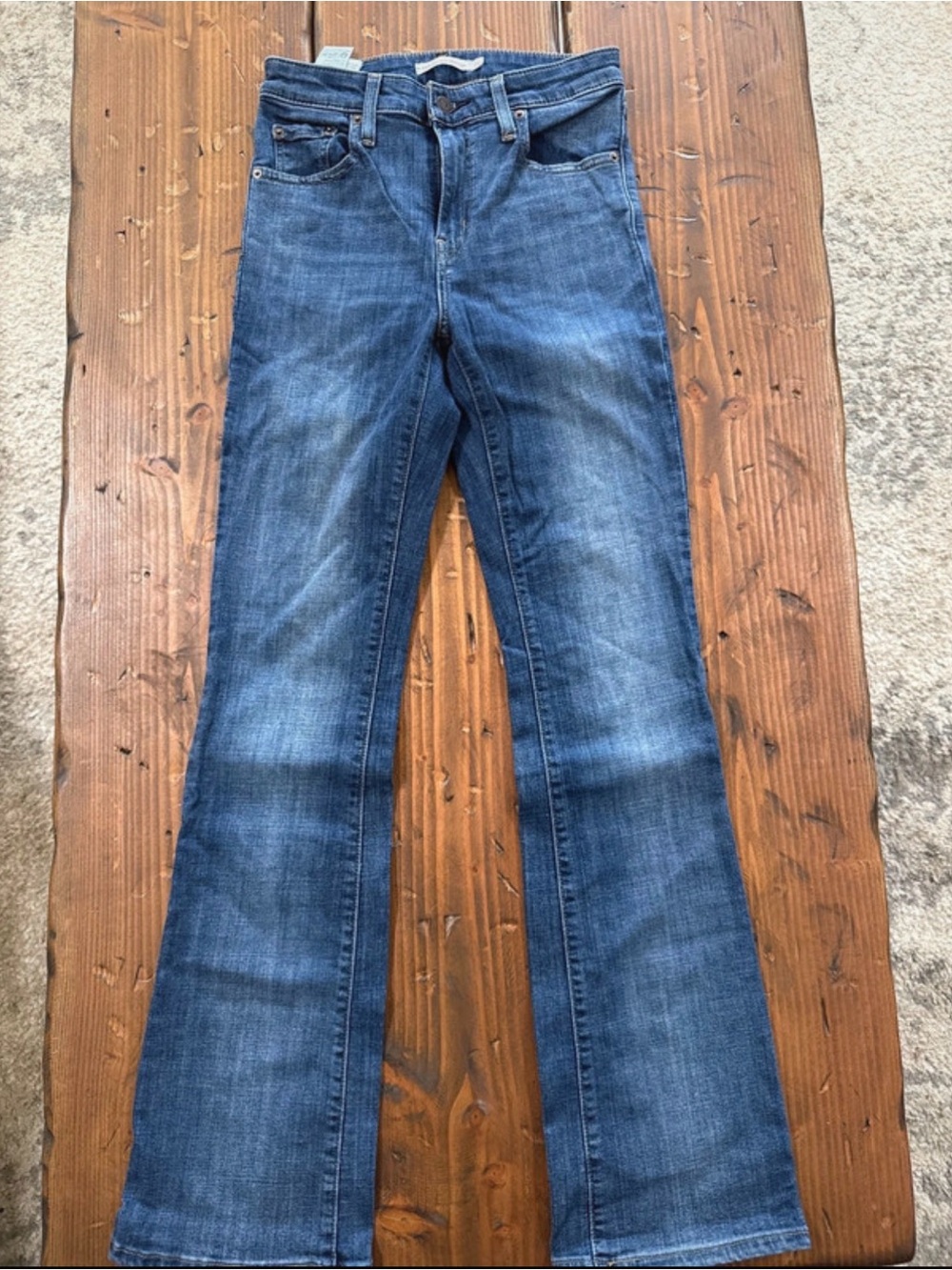 Woman’s Levi Bootcut Jeans Size 26